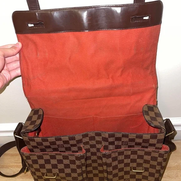 Louis Vuitton Broadway Bag - Picture 13 of 15